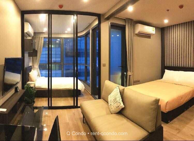 1476 – 119_living_room.jpg