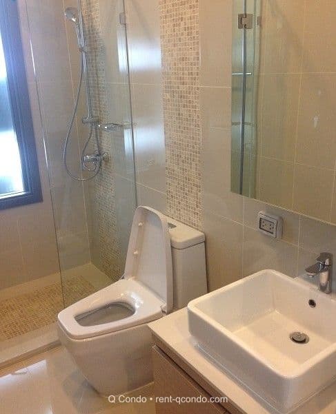 14799 – 317_bathroom.jpg